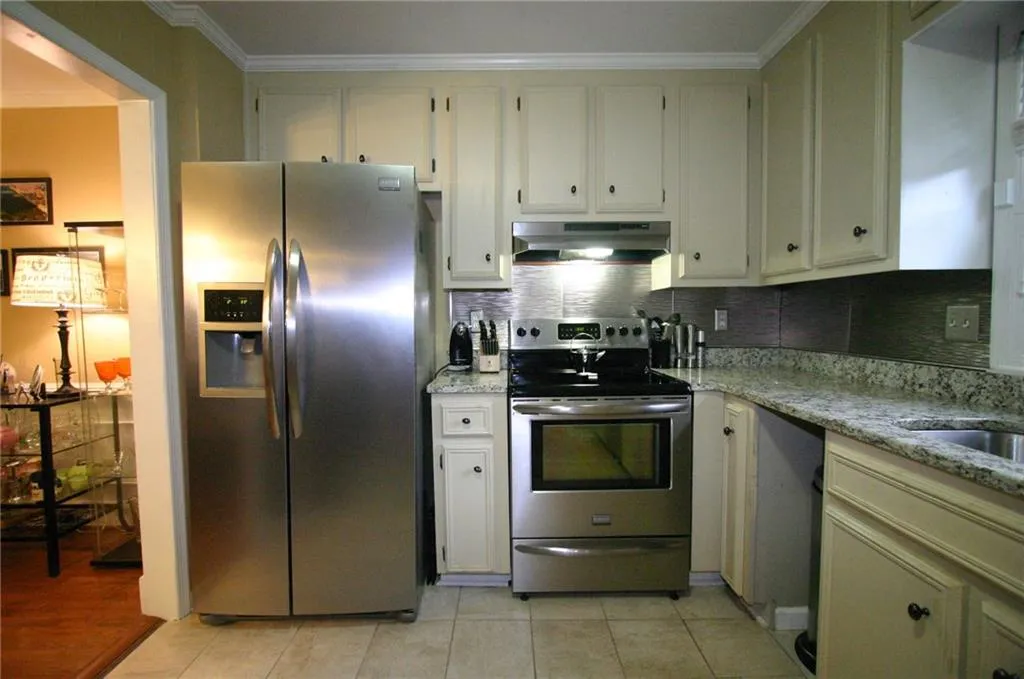 110 Towergate Place, Sandy Springs, Georgia 30350, 2 Bedrooms Bedrooms, ,2 BathroomsBathrooms,Residential,Sold,110 Towergate Place,5626520