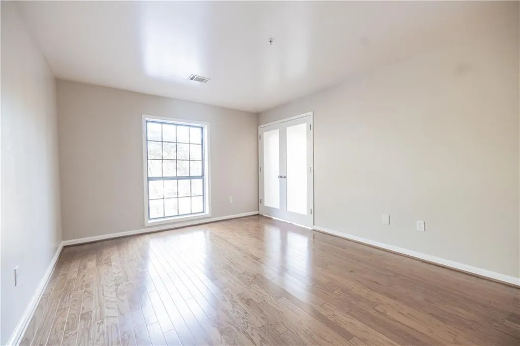 28207 Plantation Drive Ne, Atlanta, Georgia 30324, 2 Bedrooms Bedrooms, 0 ,2 BathroomsBathrooms,Residential,For Sale,28207 Plantation Drive Ne,7726487
