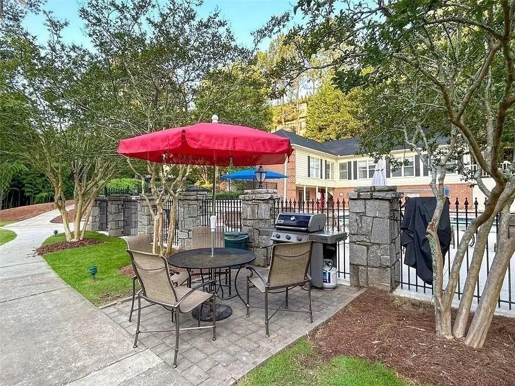 28207 Plantation Drive Ne, Atlanta, Georgia 30324, 2 Bedrooms Bedrooms, 0 ,2 BathroomsBathrooms,Residential,For Sale,28207 Plantation Drive Ne,7726487