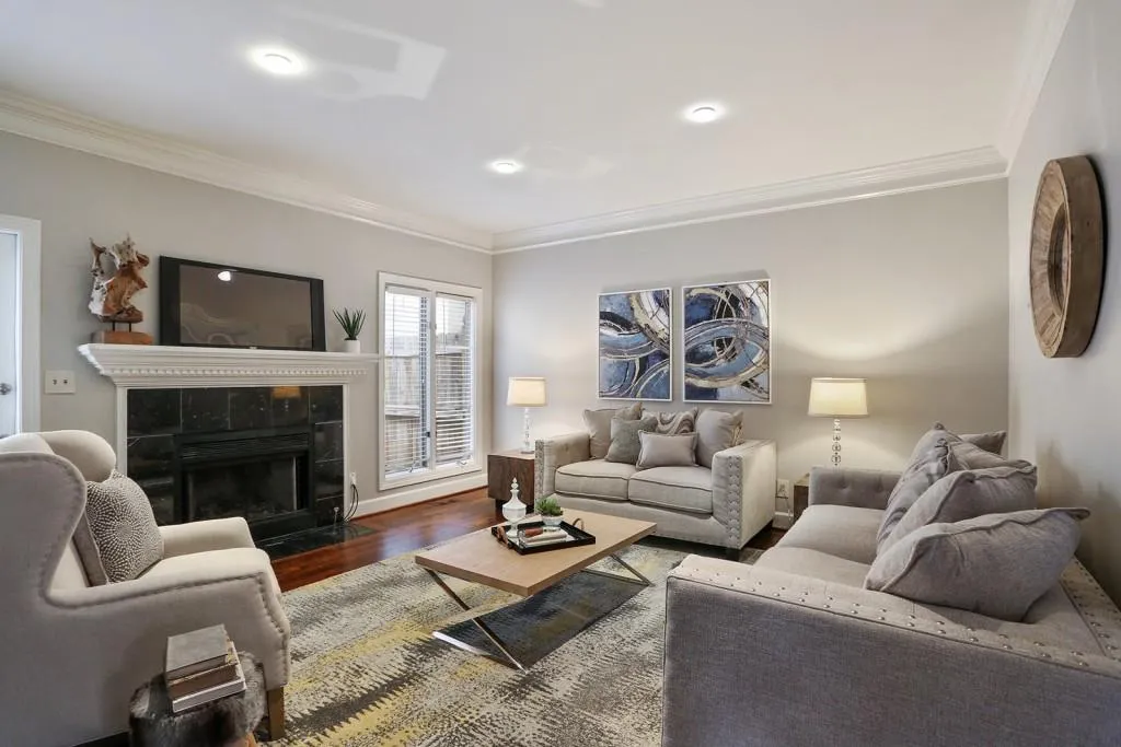 3491 Roswell Road Ne Unit B, Atlanta, Georgia 30305, 3 Bedrooms Bedrooms, ,3 BathroomsBathrooms,Residential,Sold,3491 Roswell Road Ne Unit B,5950482