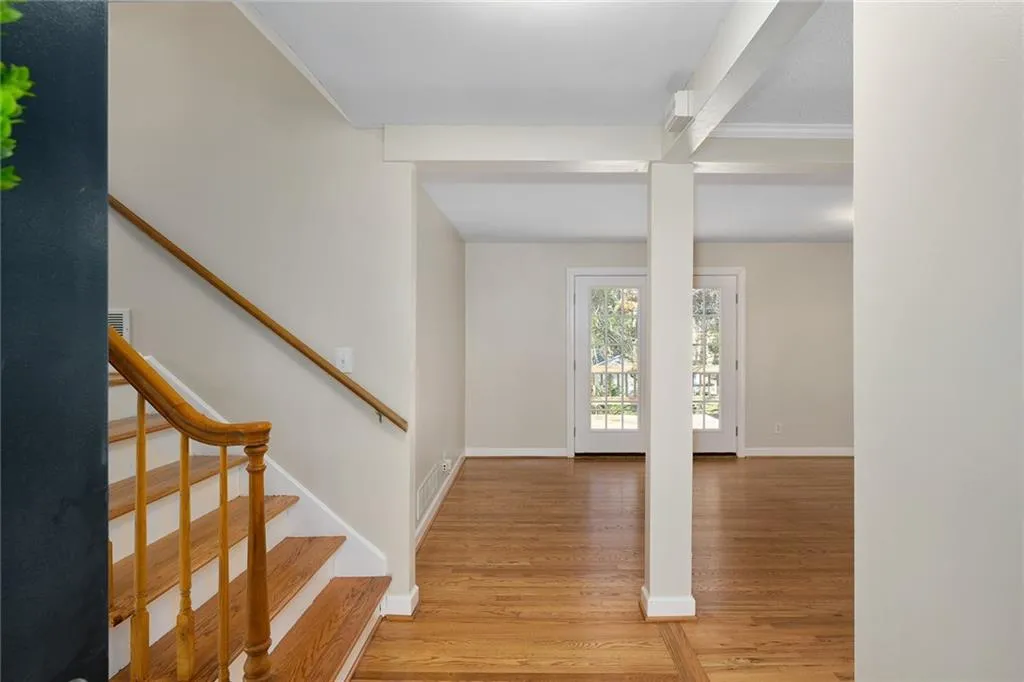 6485 Wright Road, Sandy Springs, Georgia 30328, 3 Bedrooms Bedrooms, ,2 BathroomsBathrooms,Residential,Sold,6485 Wright Road,6975971