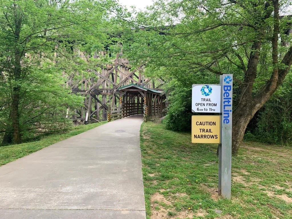 Everywhere you want to be! Just outside of Atlantic Station, and perfectly positioned at the ideal trifecta of Midtown, West Midtown & Buckhead!of everywhere you want to be! West Midtown, Midtown, Atlantic Station