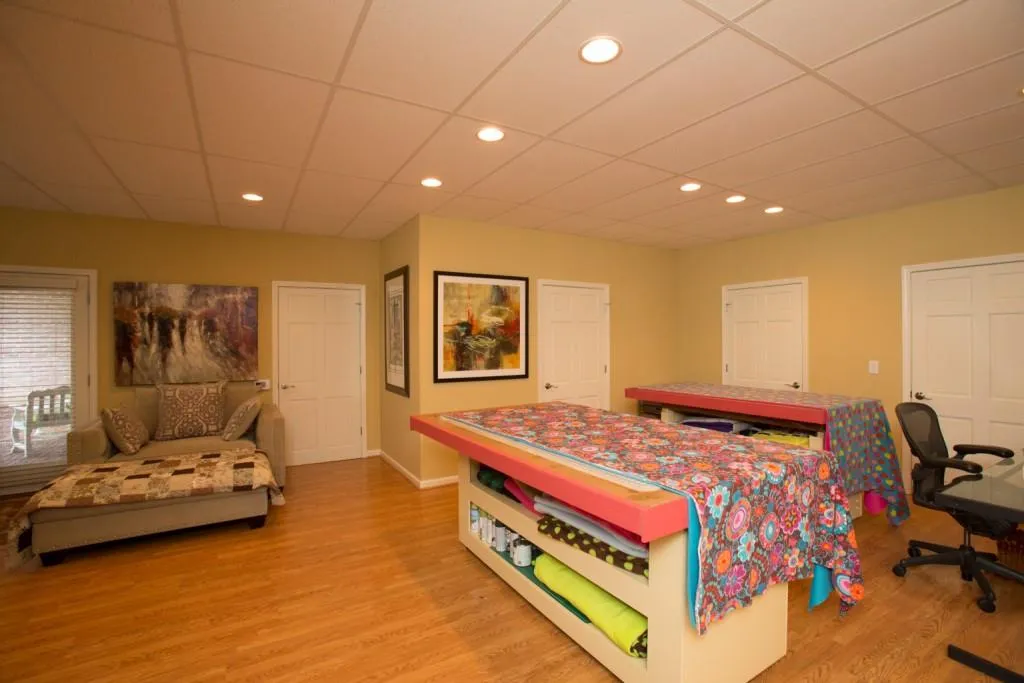 130 Enclave Circle Unit 130, Atlanta, Georgia 30342, 5 Bedrooms Bedrooms, ,4 BathroomsBathrooms,Residential,Sold,130 Enclave Circle Unit 130,5641836