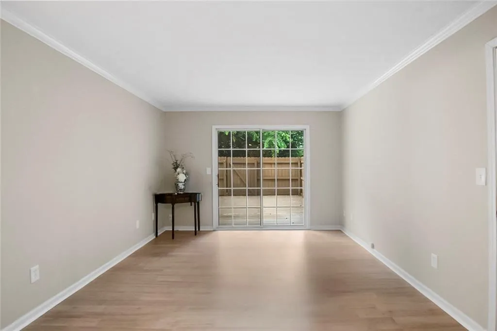 3160 Seven Pines Unit 105 Court, Atlanta, Georgia 30339, 1 Bedroom Bedrooms, ,1 BathroomBathrooms,Residential,For Sale,3160 Seven Pines Unit 105 Court,7601668