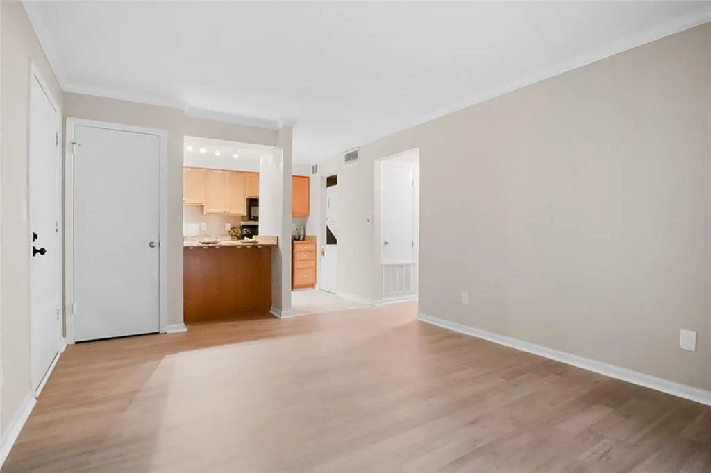 3160 Seven Pines Unit 105 Court, Atlanta, Georgia 30339, 1 Bedroom Bedrooms, ,1 BathroomBathrooms,Residential,For Sale,3160 Seven Pines Unit 105 Court,7601668