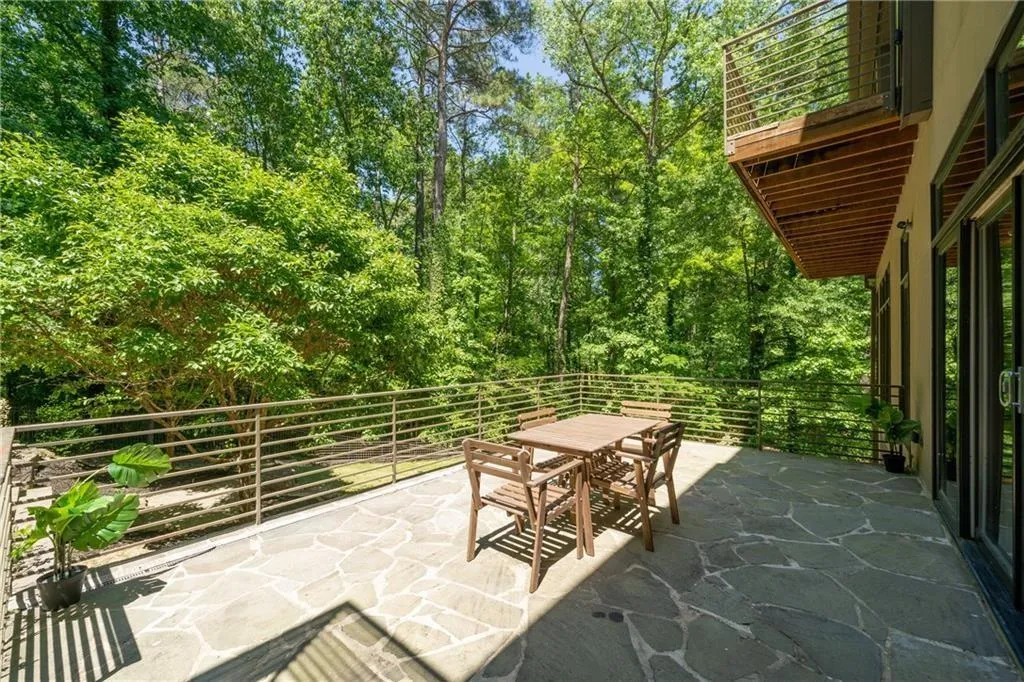 Patio / terrace featuring a patio area and outdoor dining space