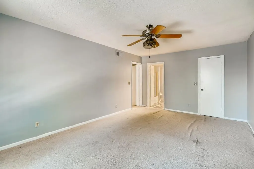 6851 Roswell Road Unit N-17, Sandy Springs, Georgia 30328, 3 Bedrooms Bedrooms, ,2 BathroomsBathrooms,Residential,Sold,6851 Roswell Road Unit N-17,6902313