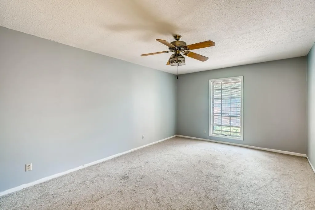 6851 Roswell Road Unit N-17, Sandy Springs, Georgia 30328, 3 Bedrooms Bedrooms, ,2 BathroomsBathrooms,Residential,Sold,6851 Roswell Road Unit N-17,6902313