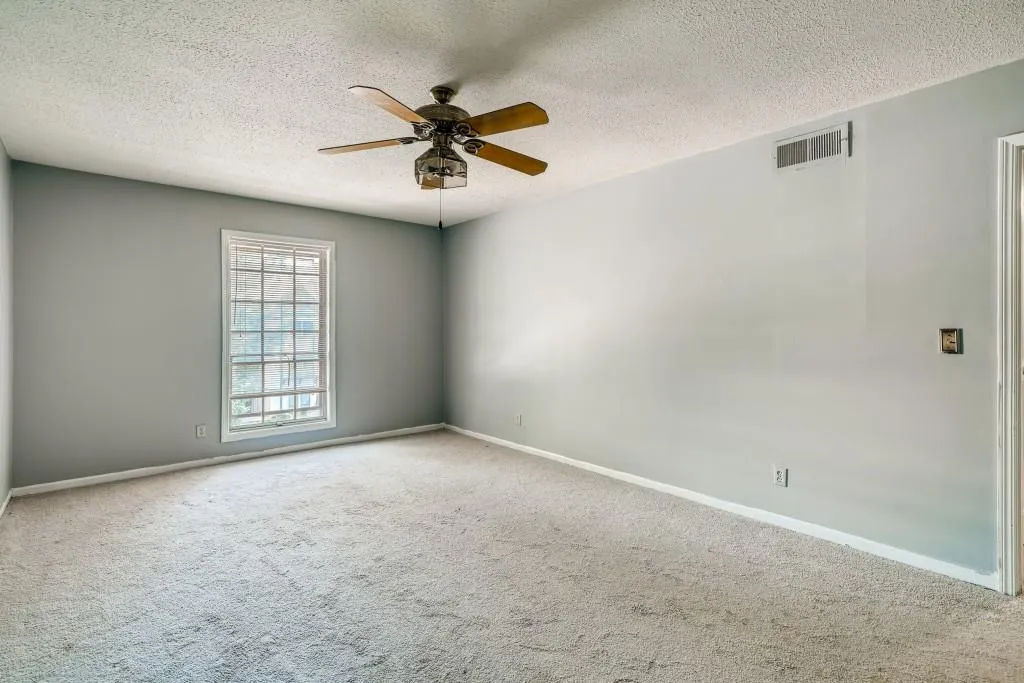 6851 Roswell Road Unit N-17, Sandy Springs, Georgia 30328, 3 Bedrooms Bedrooms, ,2 BathroomsBathrooms,Residential,Sold,6851 Roswell Road Unit N-17,6902313
