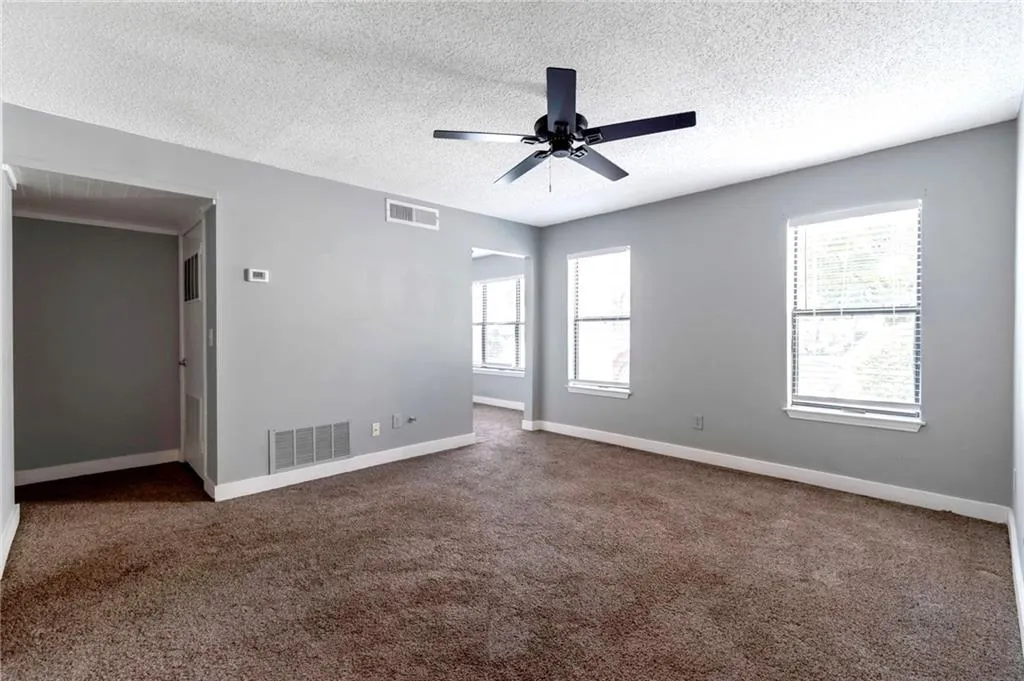 1404 Huntingdon Chase, Atlanta, Georgia 30350, 1 Bedroom Bedrooms, ,1 BathroomBathrooms,Residential,For Sale,1404 Huntingdon Chase,7660911