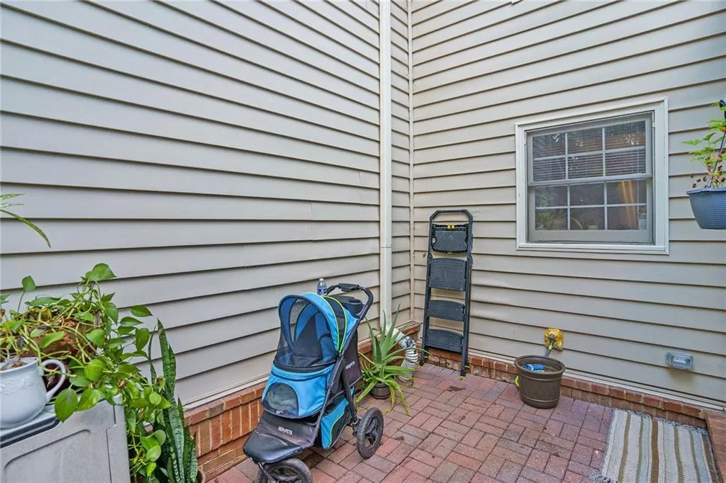 46 Mt Vernon Circle, Atlanta, Georgia 30338, 2 Bedrooms Bedrooms, ,2 BathroomsBathrooms,Residential,Sold,46 Mt Vernon Circle,7098809