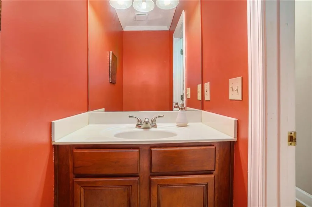 46 Mt Vernon Circle, Atlanta, Georgia 30338, 2 Bedrooms Bedrooms, ,2 BathroomsBathrooms,Residential,Sold,46 Mt Vernon Circle,7098809