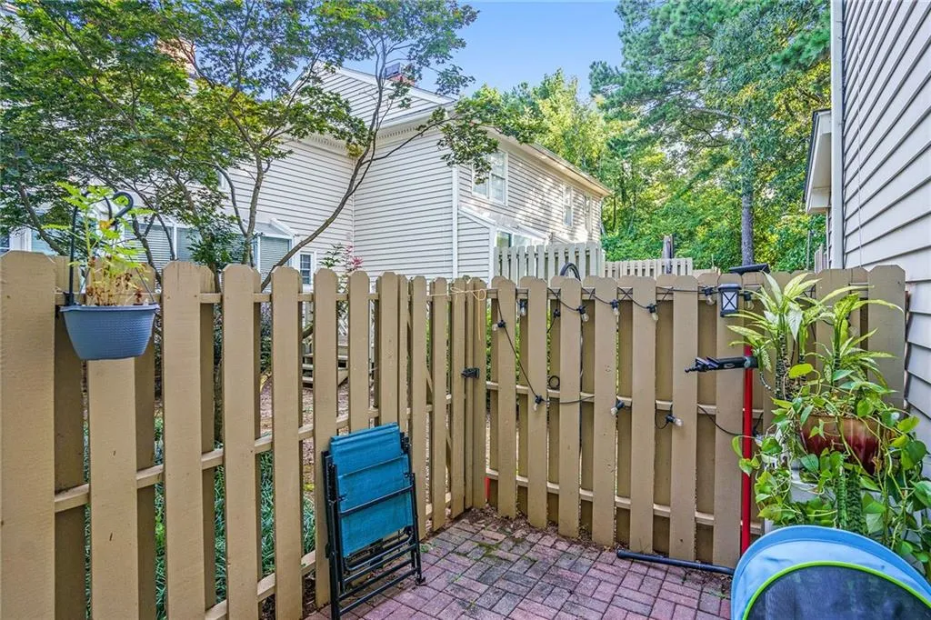 46 Mt Vernon Circle, Atlanta, Georgia 30338, 2 Bedrooms Bedrooms, ,2 BathroomsBathrooms,Residential,Sold,46 Mt Vernon Circle,7098809