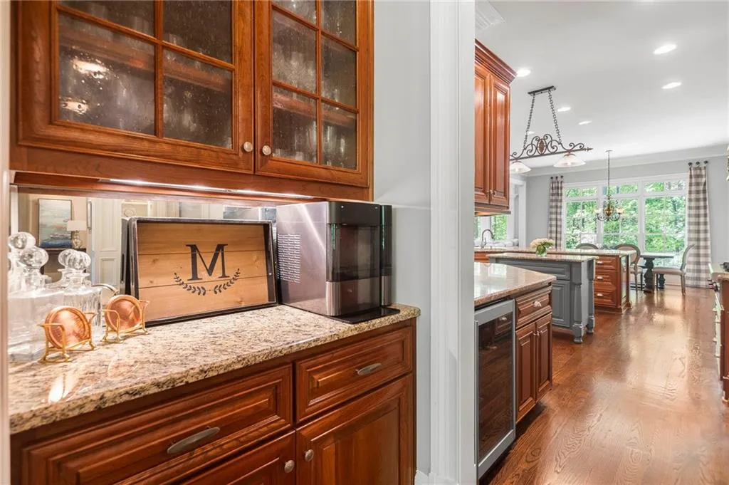 85 Stewart Drive, Atlanta, Georgia 30342, 6 Bedrooms Bedrooms, ,6 BathroomsBathrooms,Residential,Sold,85 Stewart Drive,7200961