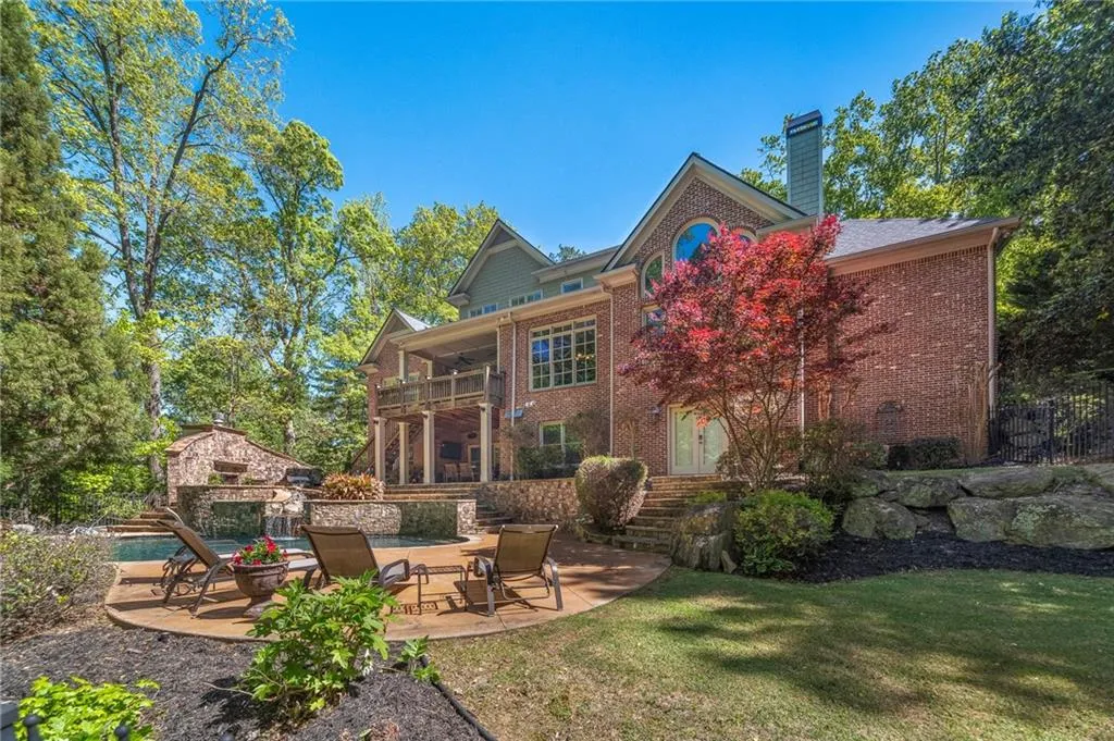 85 Stewart Drive, Atlanta, Georgia 30342, 6 Bedrooms Bedrooms, ,6 BathroomsBathrooms,Residential,Sold,85 Stewart Drive,7200961