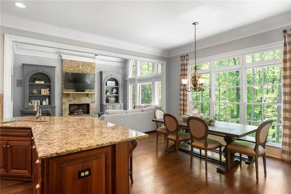 85 Stewart Drive, Atlanta, Georgia 30342, 6 Bedrooms Bedrooms, ,6 BathroomsBathrooms,Residential,Sold,85 Stewart Drive,7200961