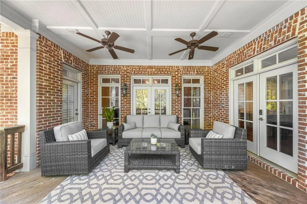 85 Stewart Drive, Atlanta, Georgia 30342, 6 Bedrooms Bedrooms, ,6 BathroomsBathrooms,Residential,Sold,85 Stewart Drive,7200961