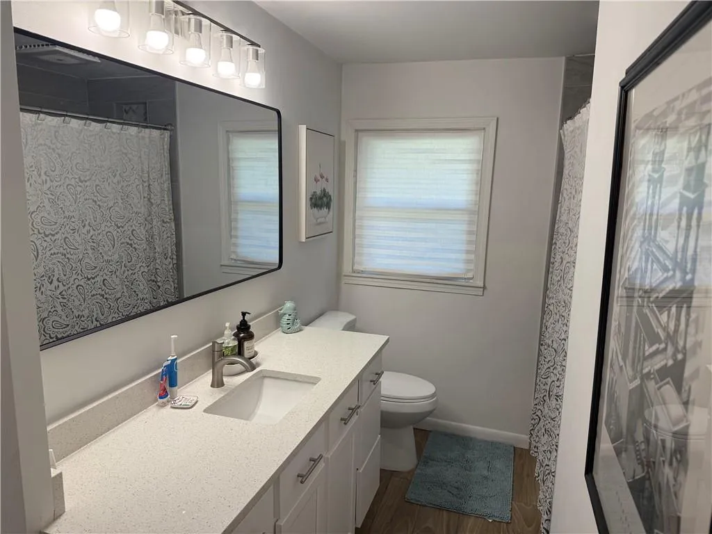 310 Brook Drive, Atlanta, Georgia 30328, 3 Bedrooms Bedrooms, ,2 BathroomsBathrooms,Residential,For Sale,310 Brook Drive,7677719