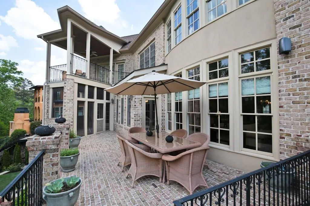 230 Trimble Crest Drive, Atlanta, Georgia 30342, 5 Bedrooms Bedrooms, ,5 BathroomsBathrooms,Residential,Sold,230 Trimble Crest Drive,5838396