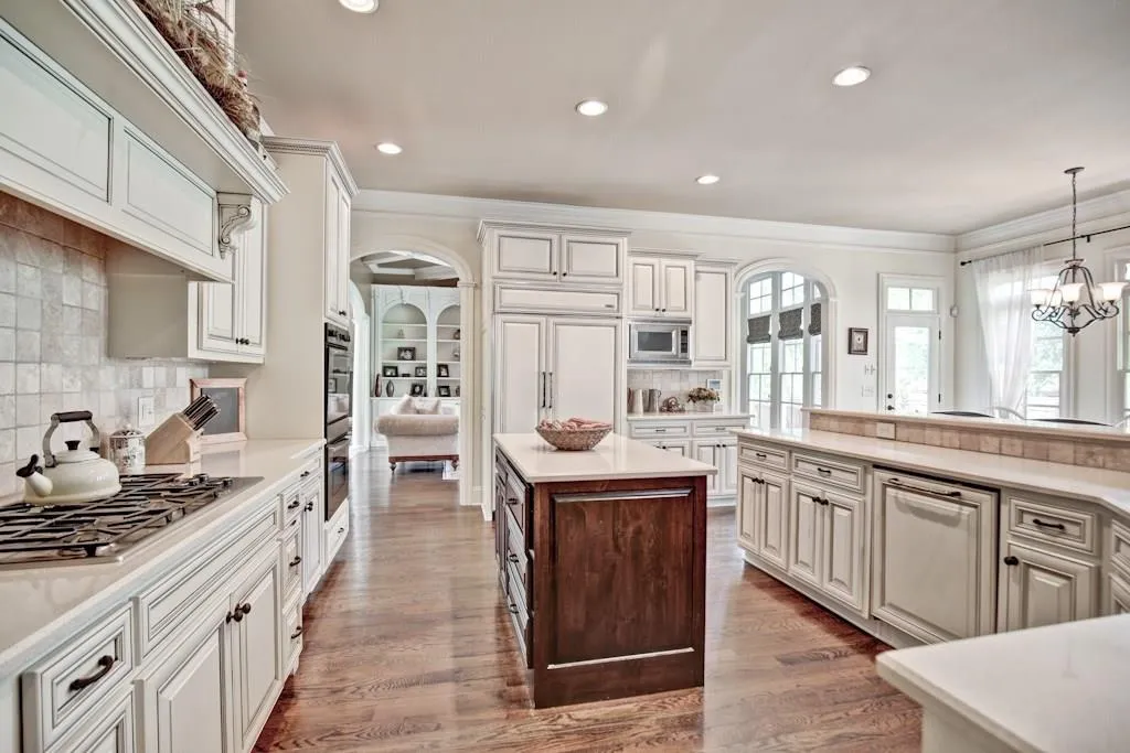 230 Trimble Crest Drive, Atlanta, Georgia 30342, 5 Bedrooms Bedrooms, ,5 BathroomsBathrooms,Residential,Sold,230 Trimble Crest Drive,5838396