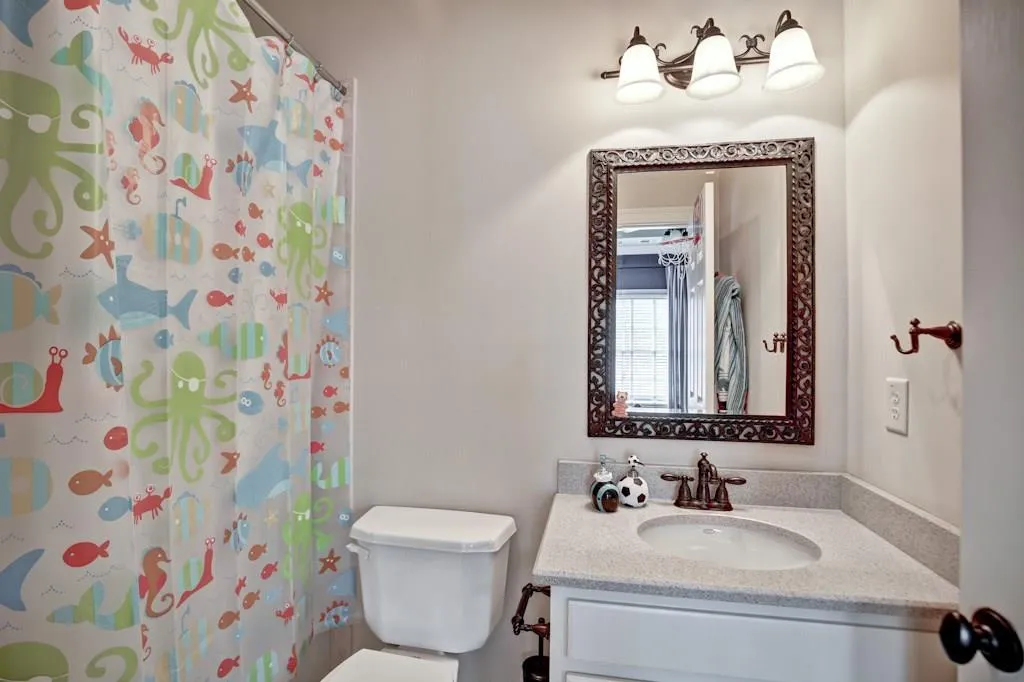 230 Trimble Crest Drive, Atlanta, Georgia 30342, 5 Bedrooms Bedrooms, ,5 BathroomsBathrooms,Residential,Sold,230 Trimble Crest Drive,5838396
