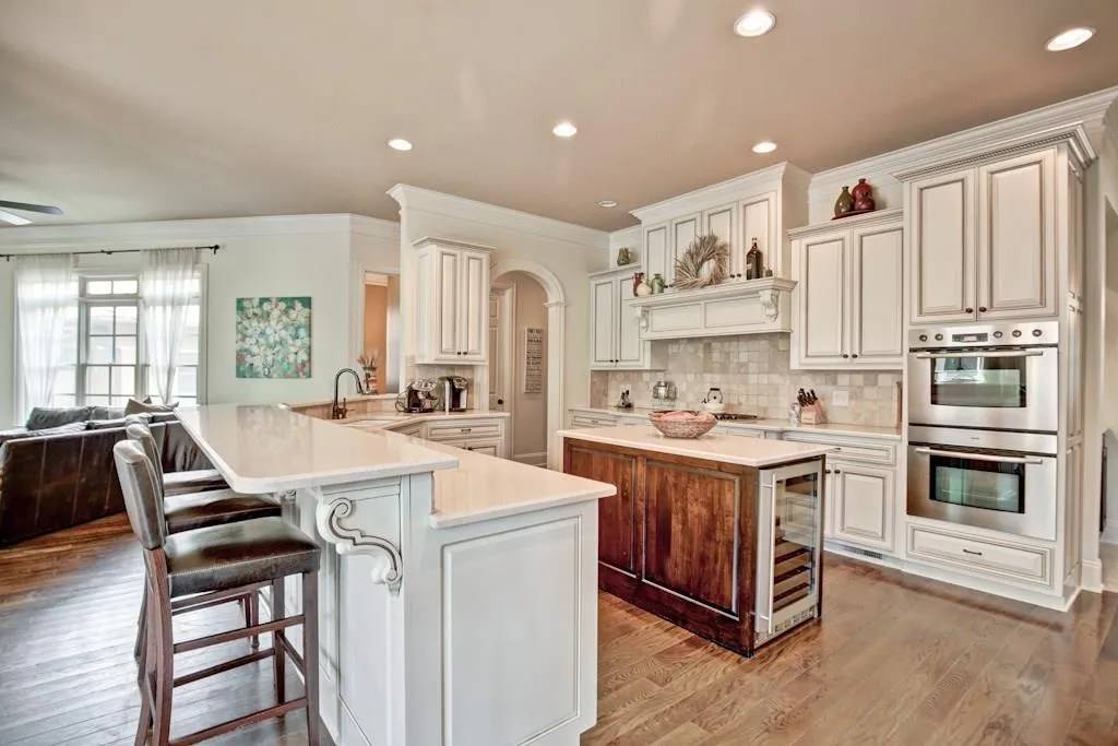 230 Trimble Crest Drive, Atlanta, Georgia 30342, 5 Bedrooms Bedrooms, ,5 BathroomsBathrooms,Residential,Sold,230 Trimble Crest Drive,5838396