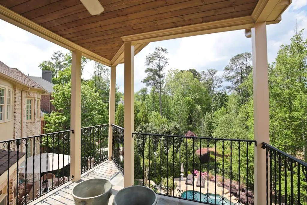 230 Trimble Crest Drive, Atlanta, Georgia 30342, 5 Bedrooms Bedrooms, ,5 BathroomsBathrooms,Residential,Sold,230 Trimble Crest Drive,5838396