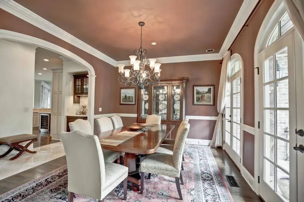 230 Trimble Crest Drive, Atlanta, Georgia 30342, 5 Bedrooms Bedrooms, ,5 BathroomsBathrooms,Residential,Sold,230 Trimble Crest Drive,5838396