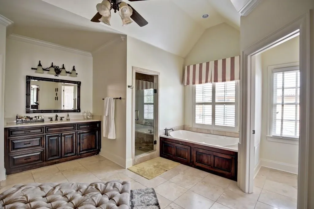 230 Trimble Crest Drive, Atlanta, Georgia 30342, 5 Bedrooms Bedrooms, ,5 BathroomsBathrooms,Residential,Sold,230 Trimble Crest Drive,5838396