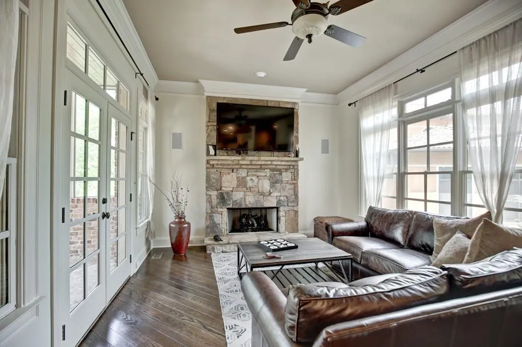 230 Trimble Crest Drive, Atlanta, Georgia 30342, 5 Bedrooms Bedrooms, ,5 BathroomsBathrooms,Residential,Sold,230 Trimble Crest Drive,5838396