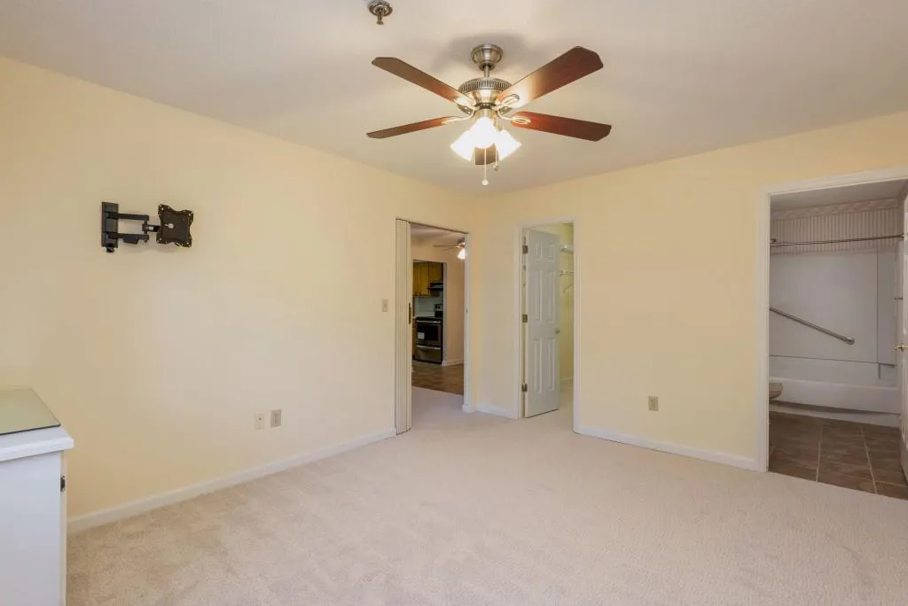 300 Johnson Ferry Road Ne Unit A-407, Atlanta, Georgia 30328, 2 Bedrooms Bedrooms, ,2 BathroomsBathrooms,Residential,Sold,300 Johnson Ferry Road Ne Unit A-407,5905519