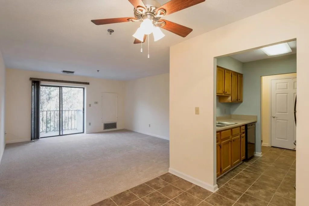 300 Johnson Ferry Road Ne Unit A-407, Atlanta, Georgia 30328, 2 Bedrooms Bedrooms, ,2 BathroomsBathrooms,Residential,Sold,300 Johnson Ferry Road Ne Unit A-407,5905519