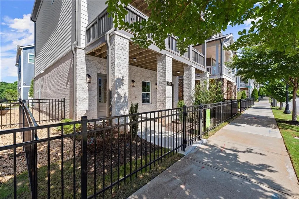 1434 Fairmont Avenue, Atlanta, Georgia 30318, 4 Bedrooms Bedrooms, ,3 BathroomsBathrooms,Residential,For Sale,1434 Fairmont Avenue,7624370