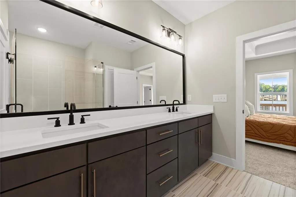 1434 Fairmont Avenue, Atlanta, Georgia 30318, 4 Bedrooms Bedrooms, ,3 BathroomsBathrooms,Residential,For Sale,1434 Fairmont Avenue,7624370