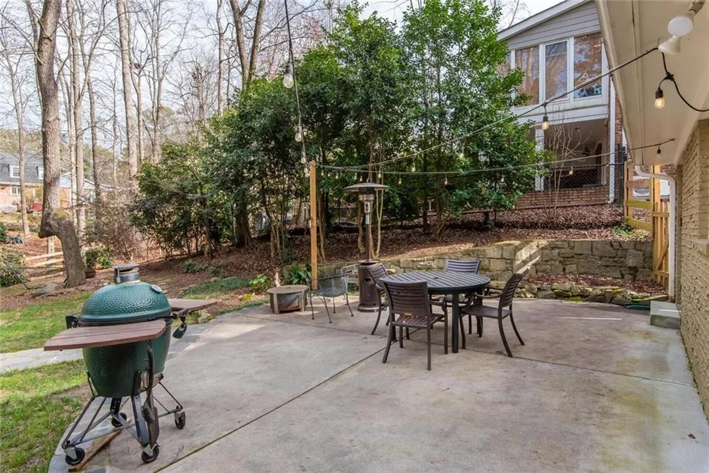 1120 Winding Creek Trail, Atlanta, Georgia 30328, 4 Bedrooms Bedrooms, ,3 BathroomsBathrooms,Residential,Sold,1120 Winding Creek Trail,6830829