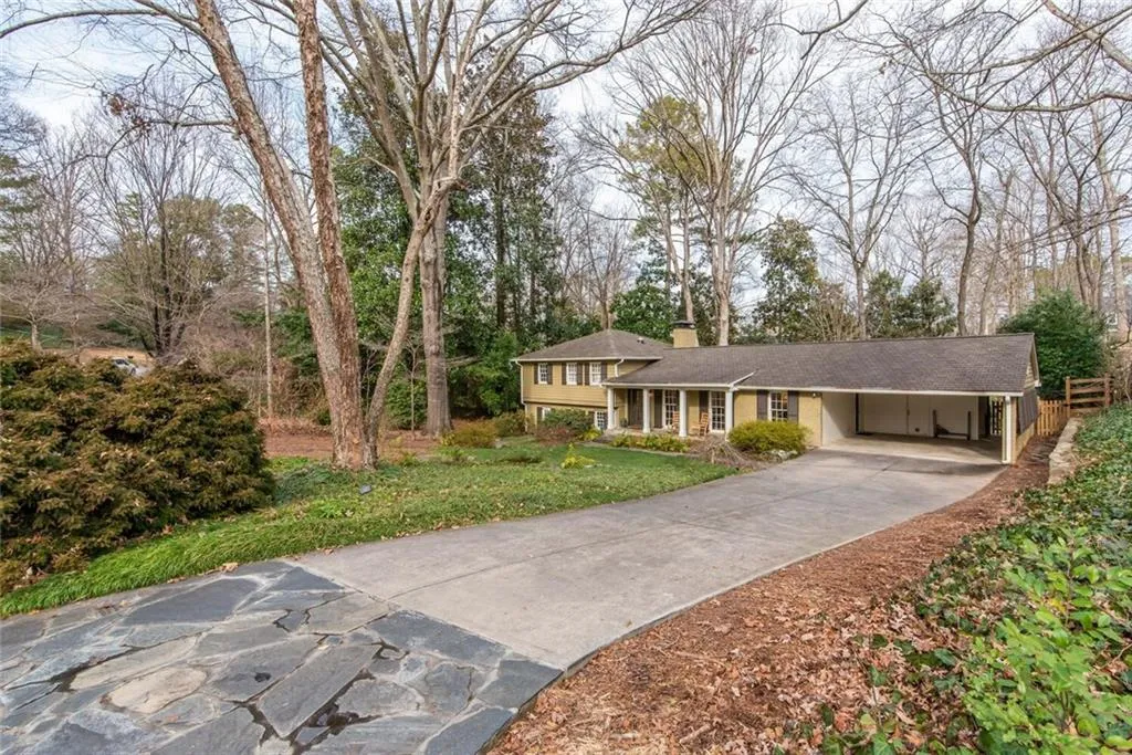1120 Winding Creek Trail, Atlanta, Georgia 30328, 4 Bedrooms Bedrooms, ,3 BathroomsBathrooms,Residential,Sold,1120 Winding Creek Trail,6830829