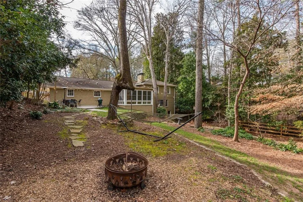 1120 Winding Creek Trail, Atlanta, Georgia 30328, 4 Bedrooms Bedrooms, ,3 BathroomsBathrooms,Residential,Sold,1120 Winding Creek Trail,6830829