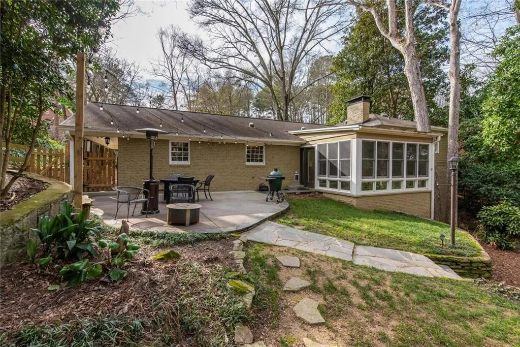 1120 Winding Creek Trail, Atlanta, Georgia 30328, 4 Bedrooms Bedrooms, ,3 BathroomsBathrooms,Residential,Sold,1120 Winding Creek Trail,6830829