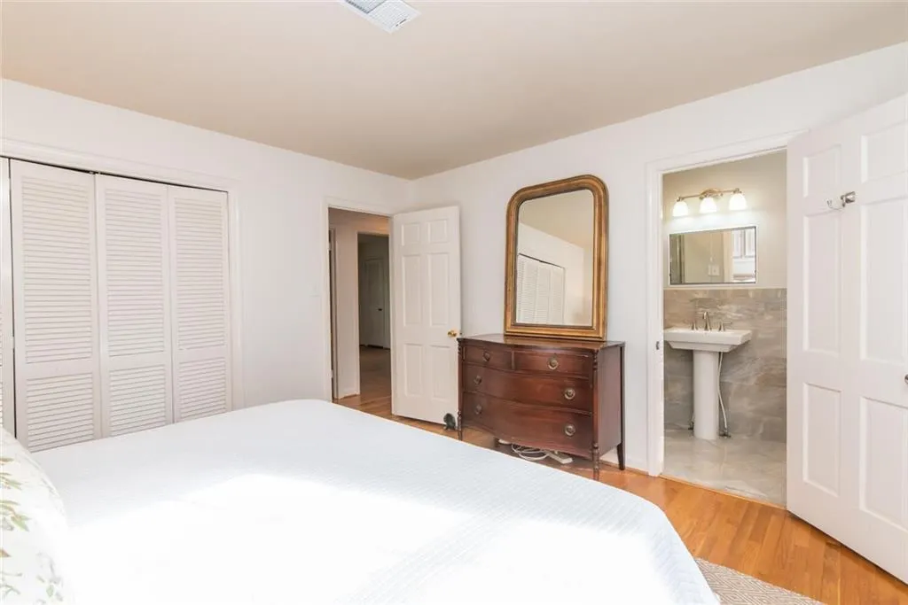 1120 Winding Creek Trail, Atlanta, Georgia 30328, 4 Bedrooms Bedrooms, ,3 BathroomsBathrooms,Residential,Sold,1120 Winding Creek Trail,6830829