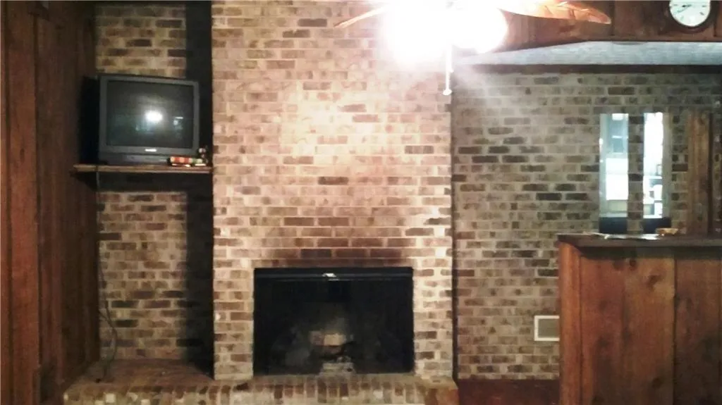 566 Coldstream Court, Sandy Springs, Georgia 30328, 4 Bedrooms Bedrooms, ,2 BathroomsBathrooms,Residential,Sold,566 Coldstream Court,5906669