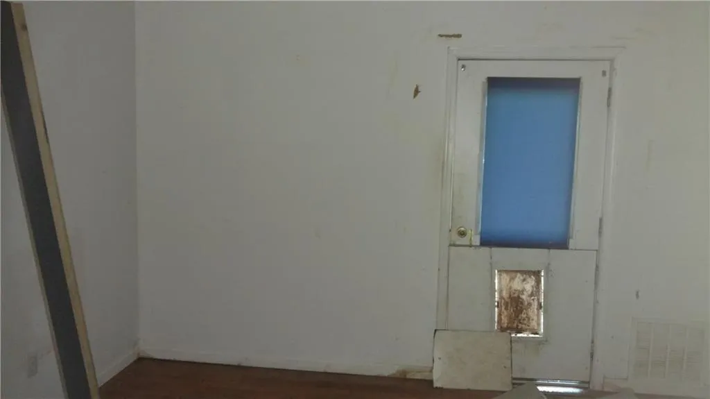 566 Coldstream Court, Sandy Springs, Georgia 30328, 4 Bedrooms Bedrooms, ,2 BathroomsBathrooms,Residential,Sold,566 Coldstream Court,5906669