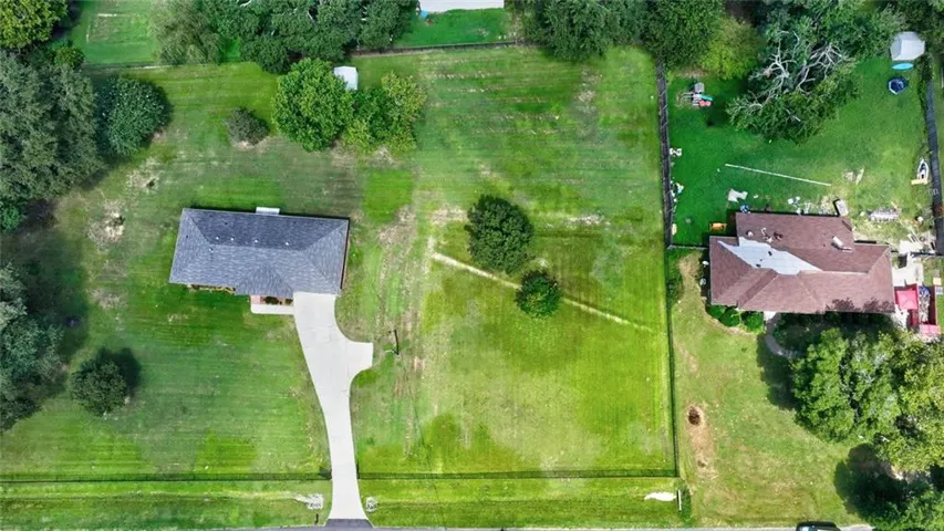Spacious Residential Lot with Endless Potential!