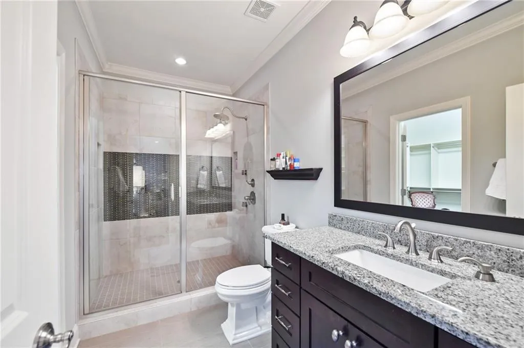 5370 High Point Manor, Atlanta, Georgia 30342, 6 Bedrooms Bedrooms, ,7 BathroomsBathrooms,Residential,Sold,5370 High Point Manor,6669447