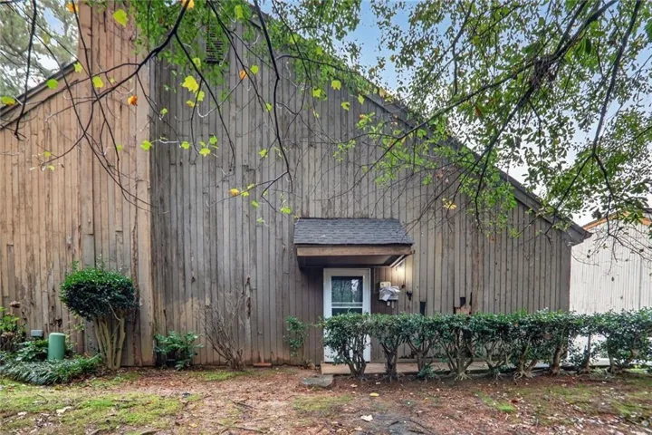43 Willowick Court, Lithonia, Georgia 30038