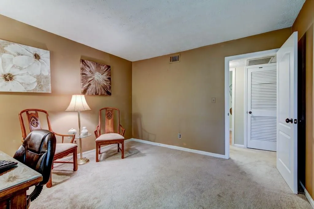 725 Dalrymple Road Unit 8h, Sandy Springs, Georgia 30328, 2 Bedrooms Bedrooms, ,2 BathroomsBathrooms,Residential,Sold,725 Dalrymple Road Unit 8h,6088975