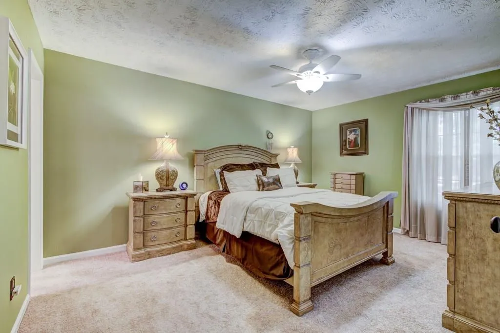725 Dalrymple Road Unit 8h, Sandy Springs, Georgia 30328, 2 Bedrooms Bedrooms, ,2 BathroomsBathrooms,Residential,Sold,725 Dalrymple Road Unit 8h,6088975