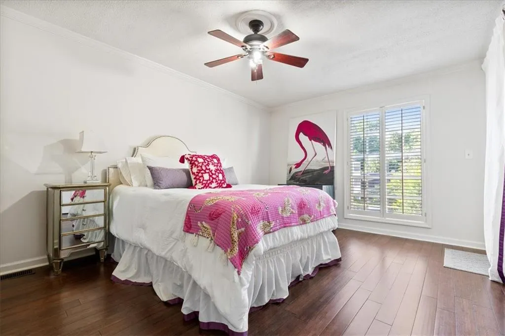 5280 Chemin De Vie, Atlanta, Georgia 30342, 3 Bedrooms Bedrooms, ,2 BathroomsBathrooms,Residential,Sold,5280 Chemin De Vie,7418685