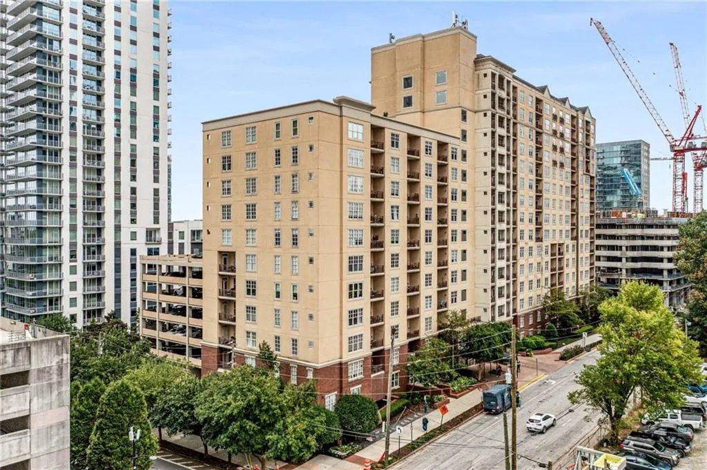 1101 Juniper Street Ne Unit 925, Atlanta, Georgia 30309, 1 Bedroom Bedrooms, ,1 BathroomBathrooms,Residential,For Sale,1101 Juniper Street Ne Unit 925,7635921