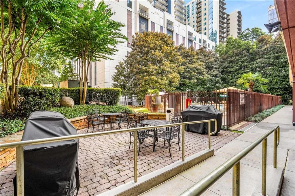 1101 Juniper Street Ne Unit 925, Atlanta, Georgia 30309, 1 Bedroom Bedrooms, ,1 BathroomBathrooms,Residential,For Sale,1101 Juniper Street Ne Unit 925,7635921