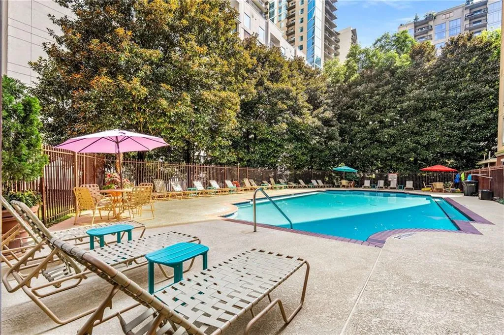 1101 Juniper Street Ne Unit 925, Atlanta, Georgia 30309, 1 Bedroom Bedrooms, ,1 BathroomBathrooms,Residential,For Sale,1101 Juniper Street Ne Unit 925,7635921
